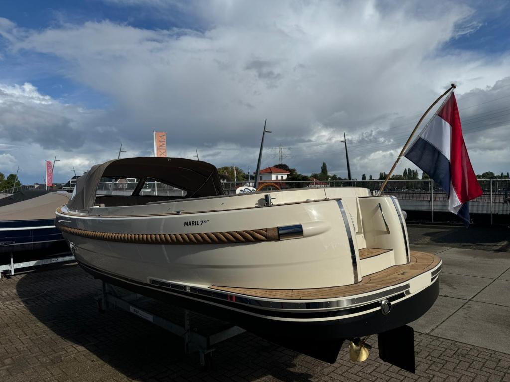 Maril 7Nxt met Vetus 52 pk