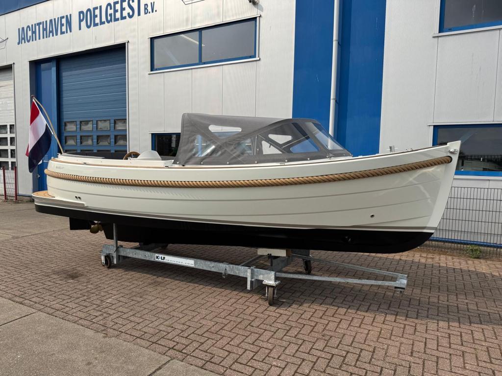 Maril 6NXT met Vetus 42pk