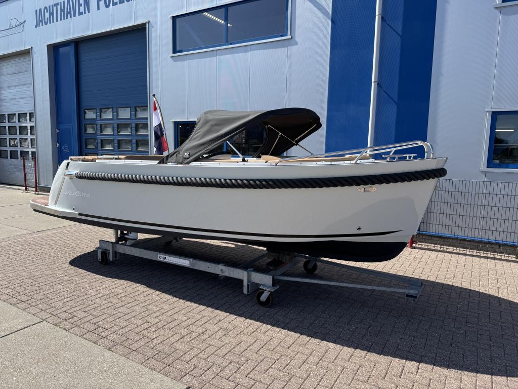 Maxima 620 MC Retro met Honda 30pk