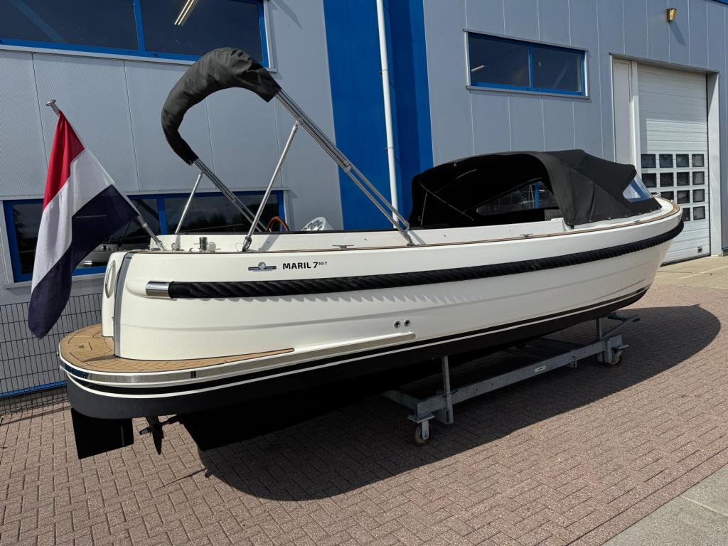 Maril 7Nxt met Vetus 52 pk