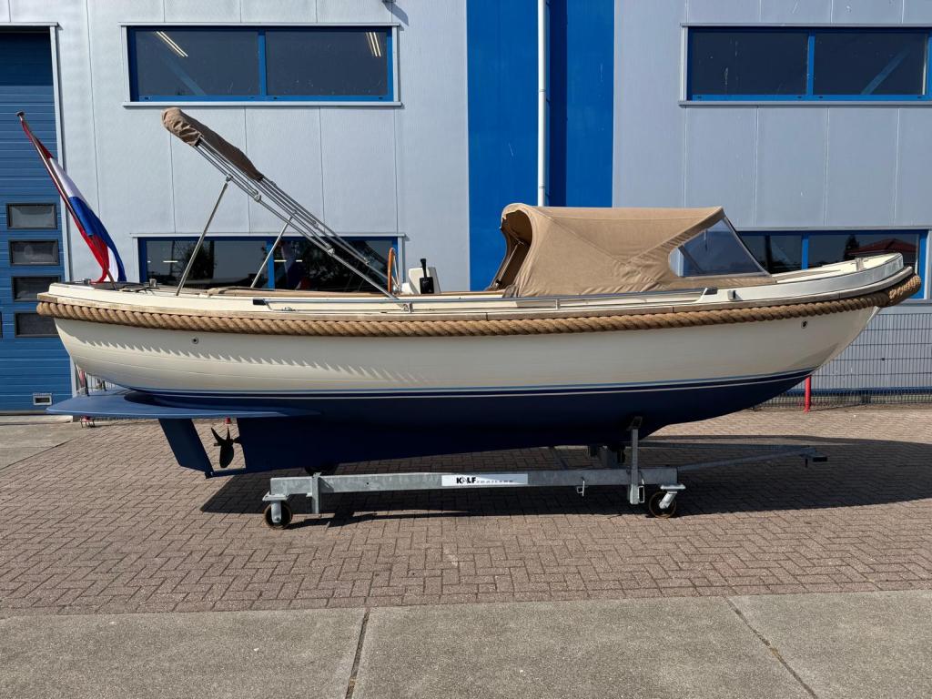Makma Vlet met Yanmar 27pk