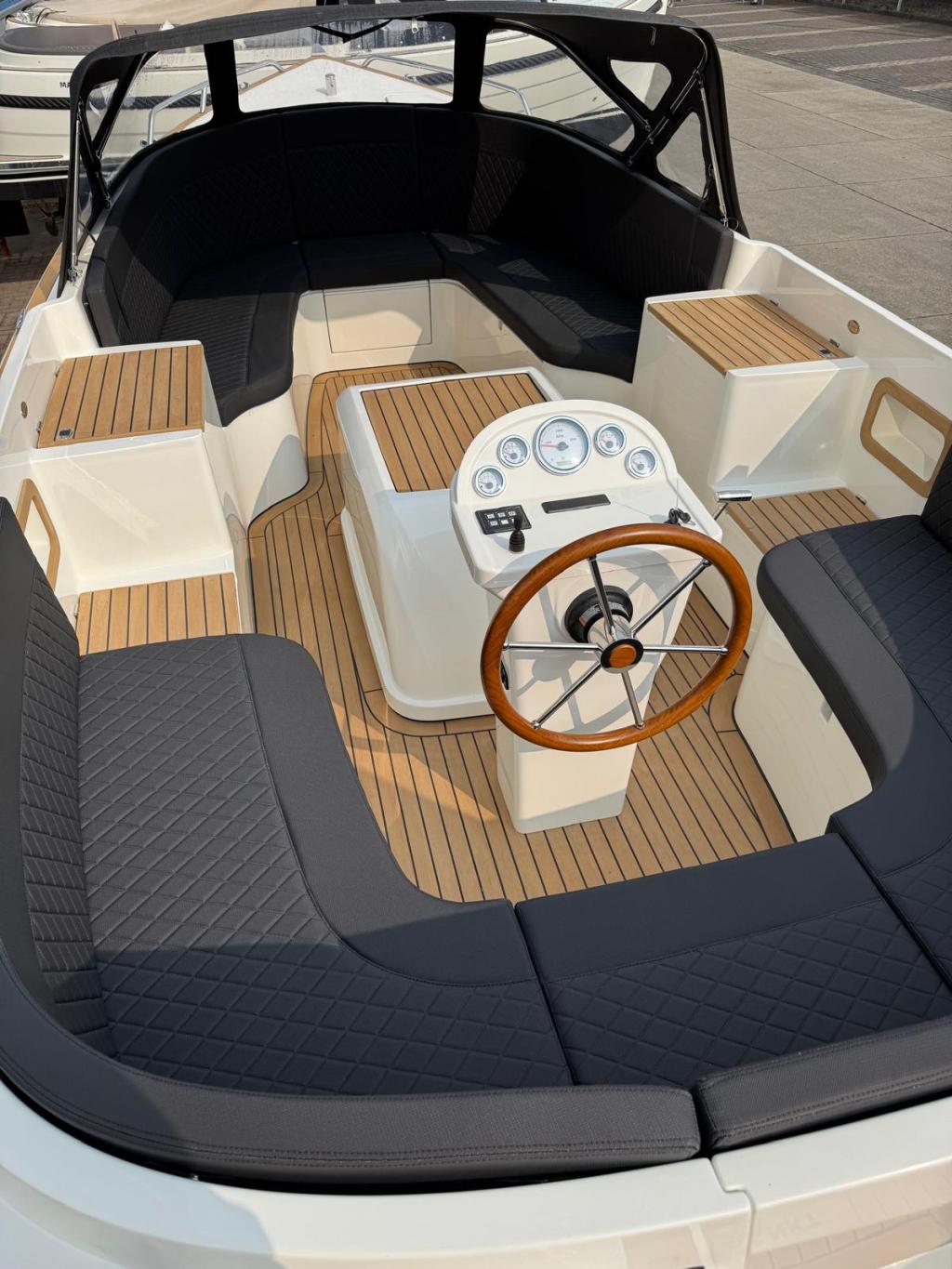 Maril 6NXT met Vetus 42pk