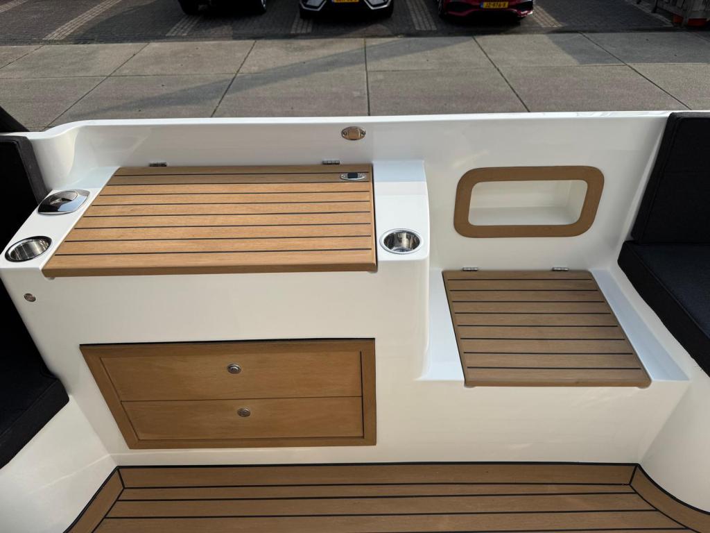 Maril 7NXT met Vetus 52pk