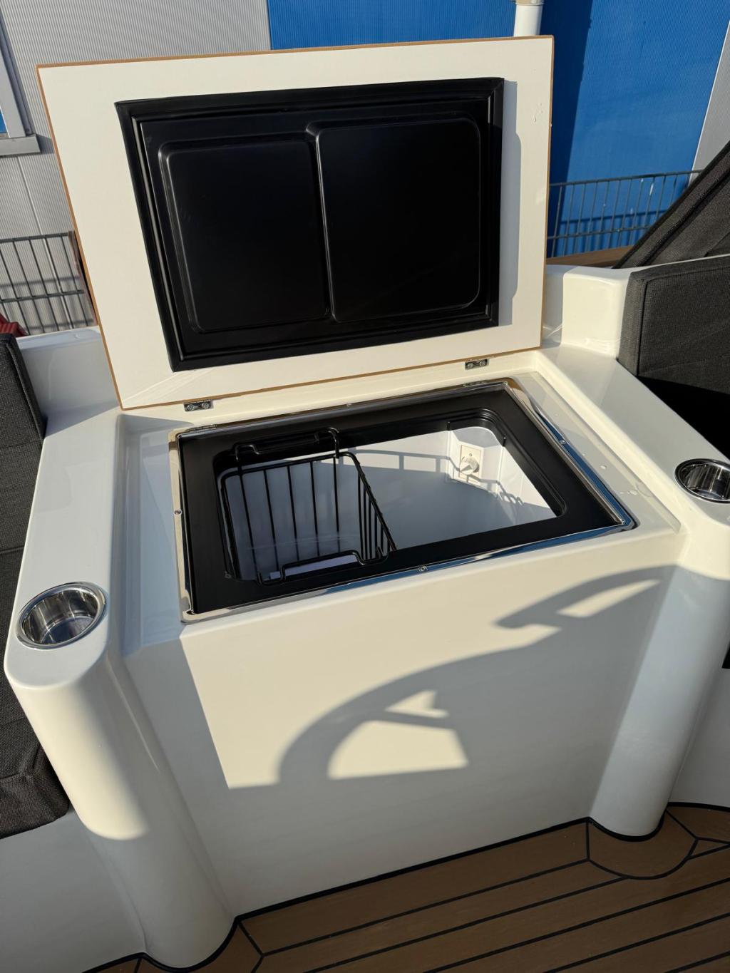 Antaris Sixty7 met Vetus 42 pk