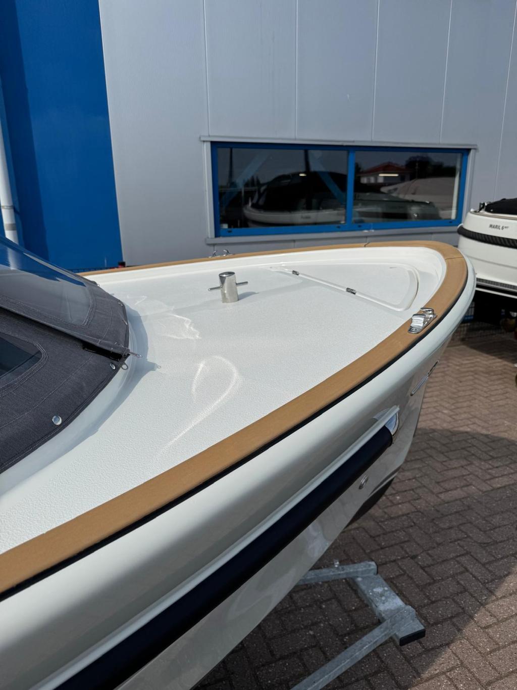 Antaris Fifty5 met Vetus 27pk (Demonstratiemodel)