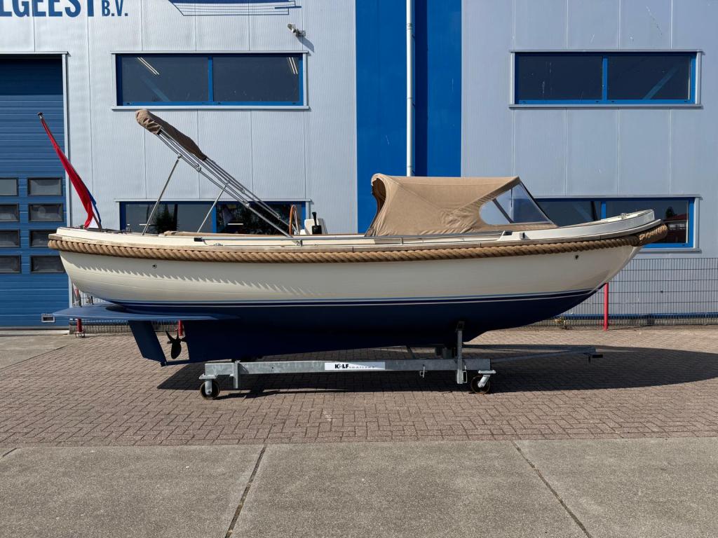 Makma Vlet met Yanmar 27pk