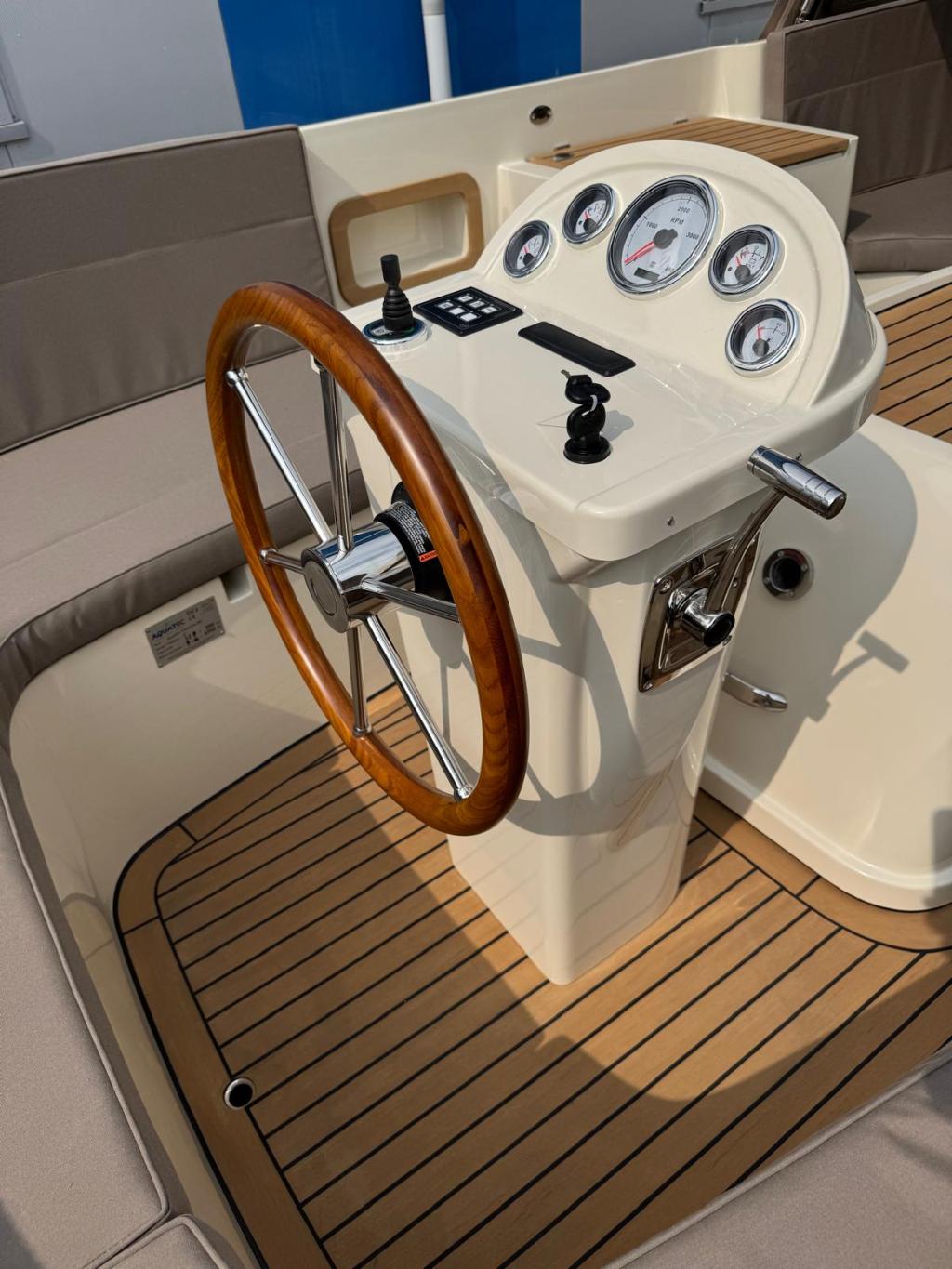 Maril 6NXT met Vetus 42pk