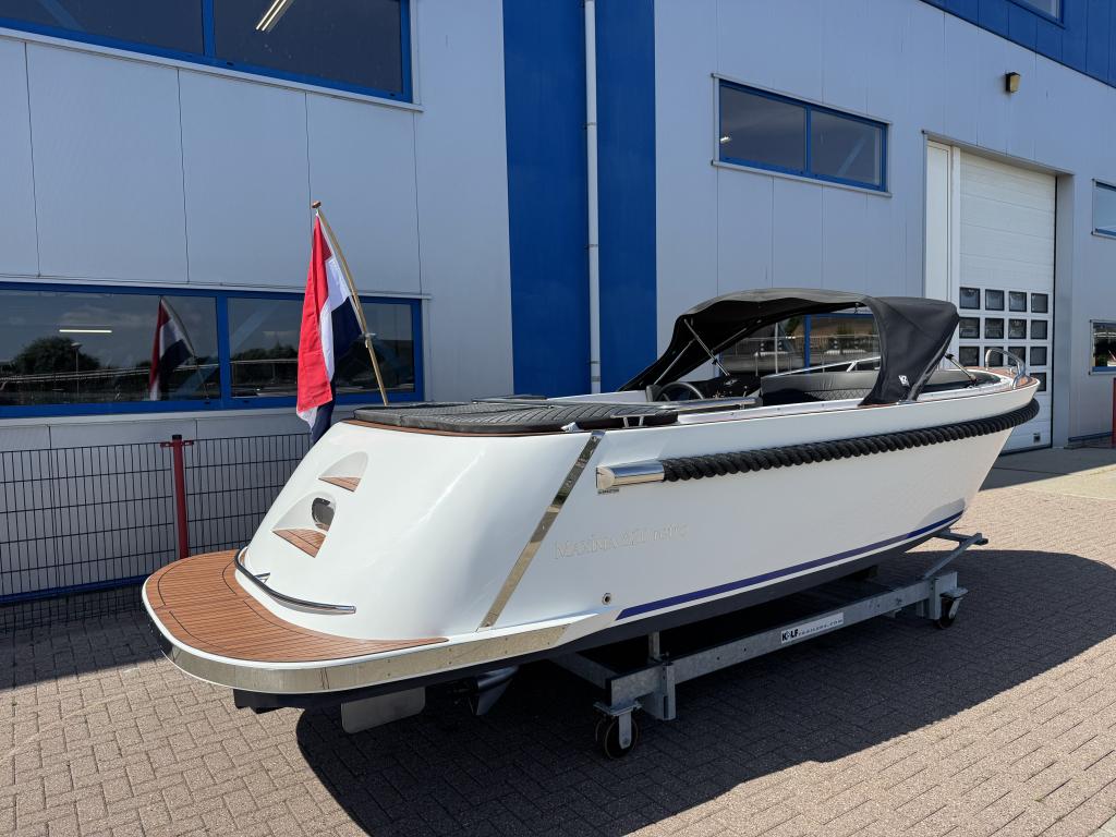 Maxima 620 MC Retro met Honda 30pk