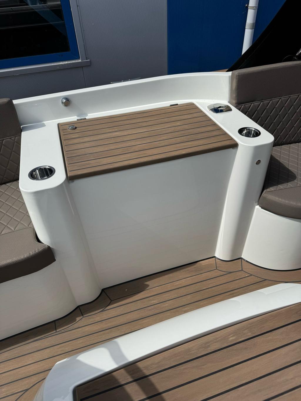 Antaris  Seventy5 met Vetus 52pk