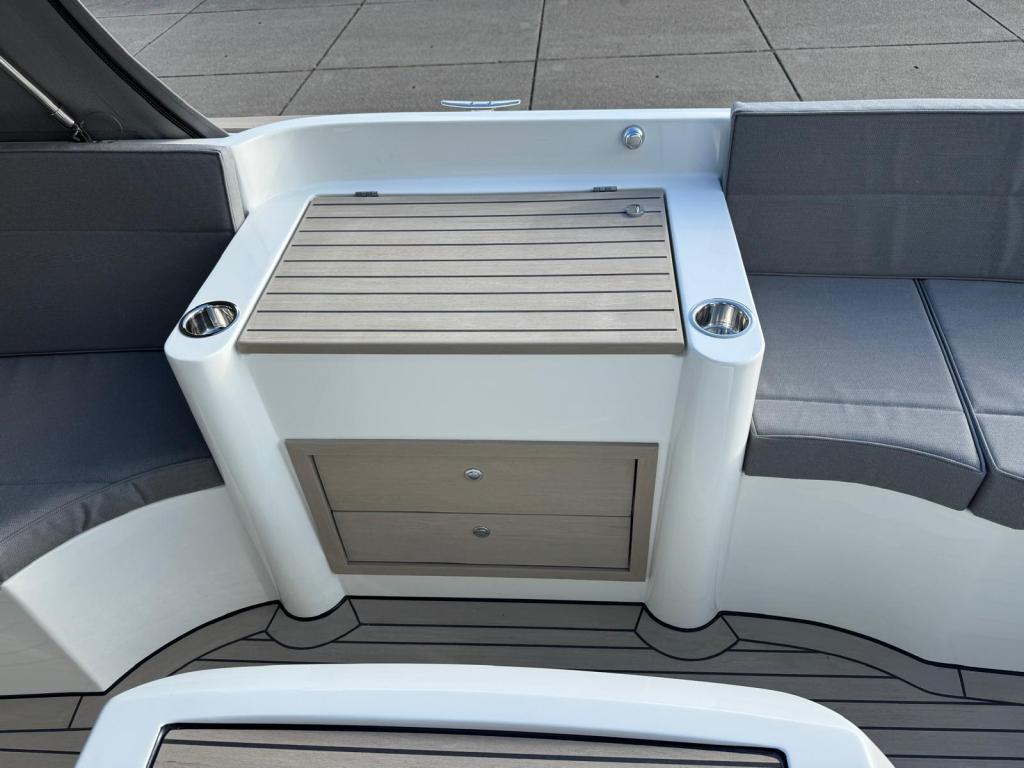 Antaris Sixty7 met Vetus 42 pk