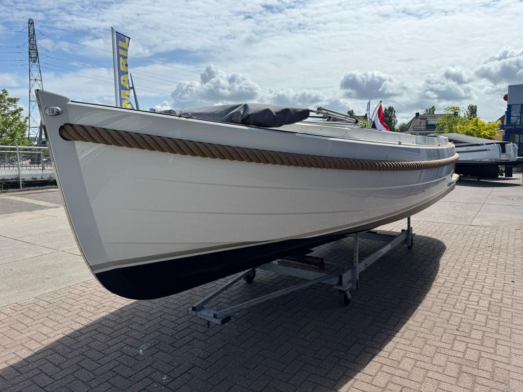 Maril 7NXT met Vetus 52pk