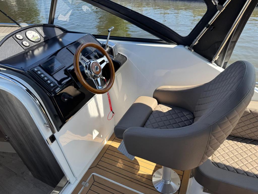 Maxima 920 cabin met Yanmar 110pk