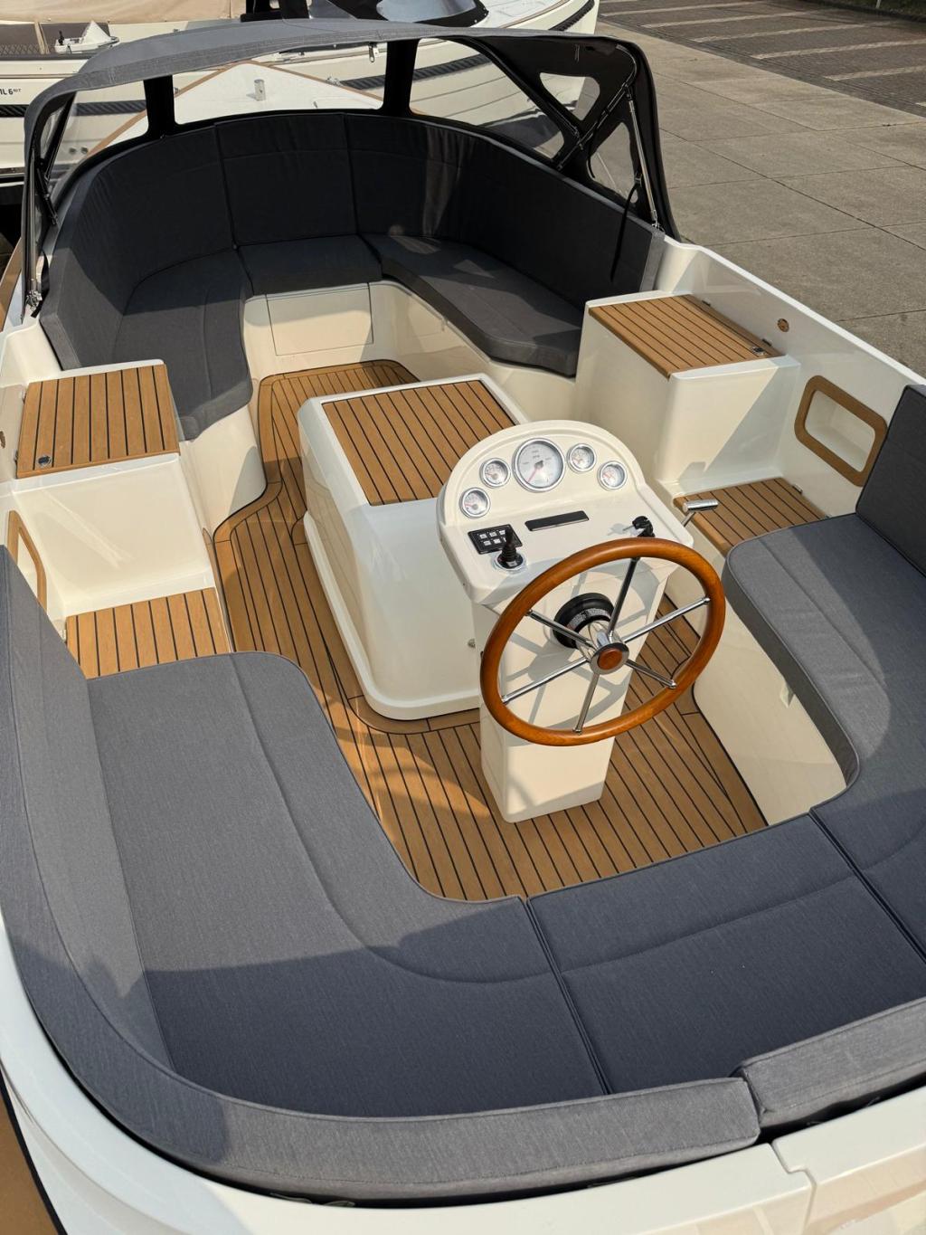 Maril 6NXT met Vetus 42pk