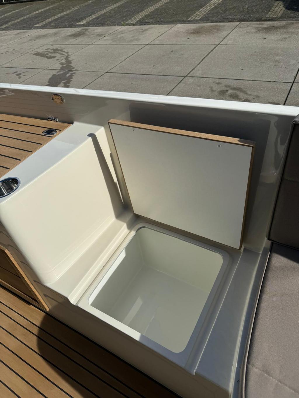 Maril 7Nxt met Vetus 52 pk