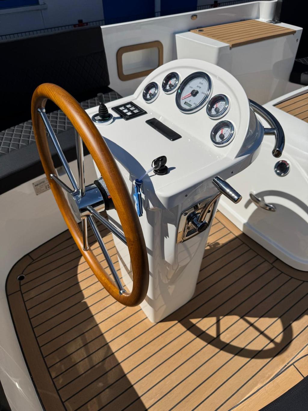 Maril 7NXT met Vetus 52pk