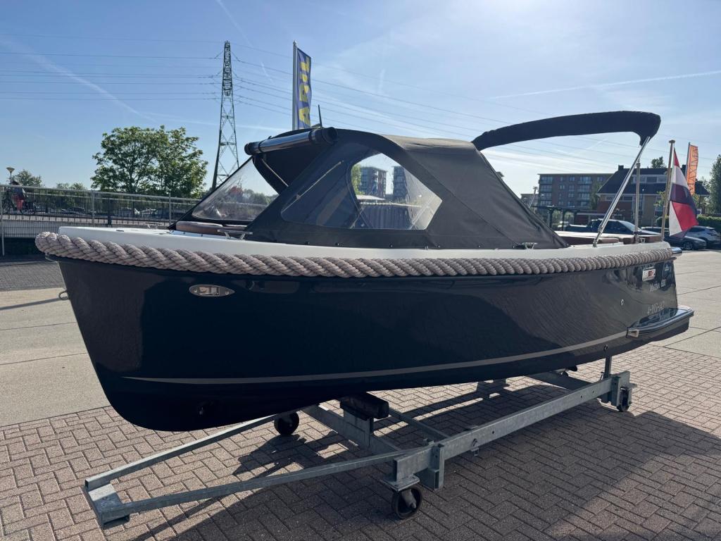 Maxima 600