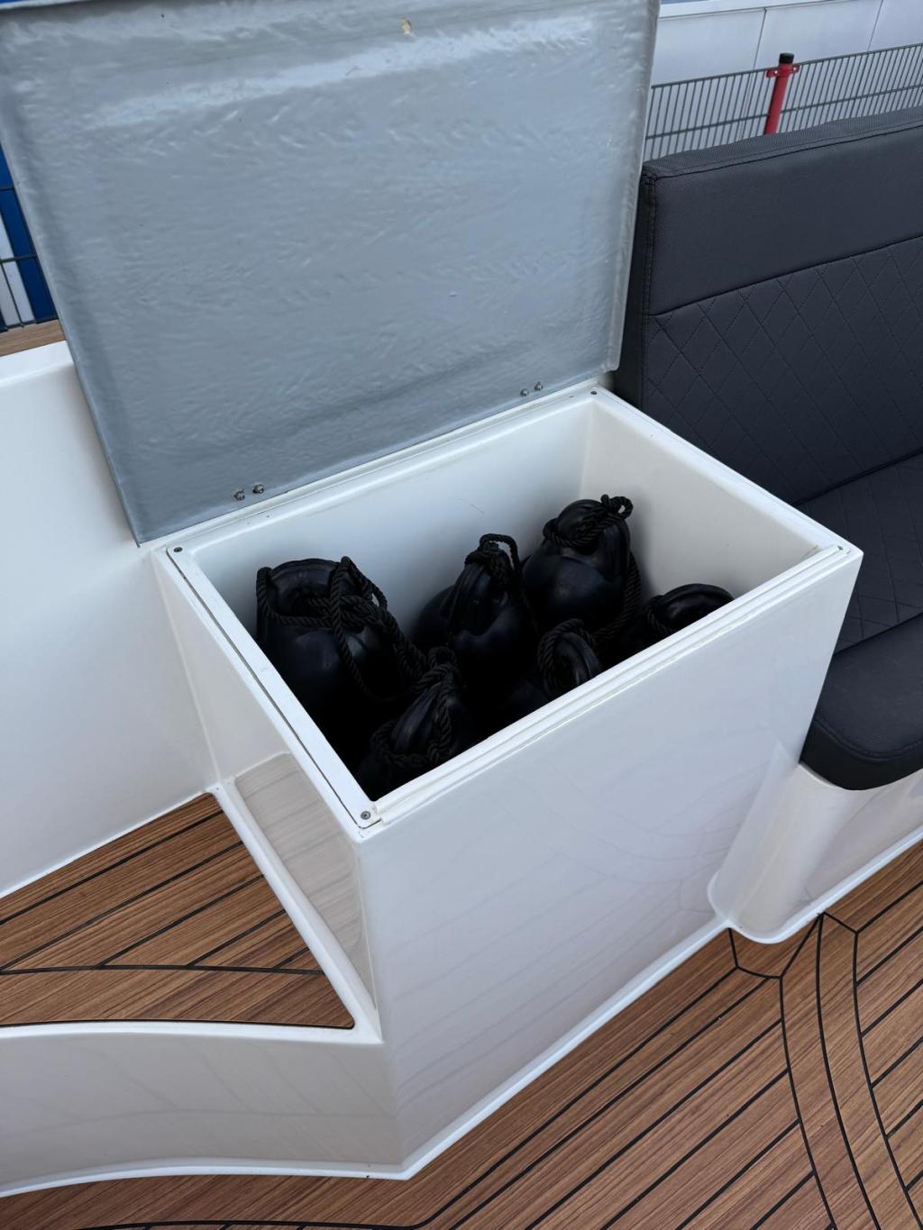 Maxima 720 met Honda 135 pk