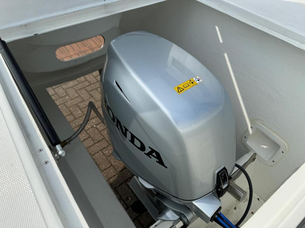 Maxima 620 MC Retro met Honda 30pk