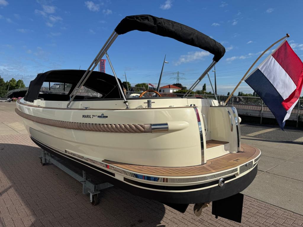 Maril 7Nxt met Vetus 52 pk