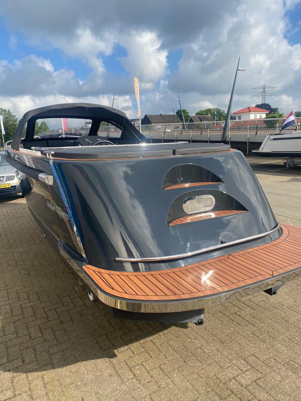Maxima 720 MC Retro met Honda 60pk (Demonstratiemodel)