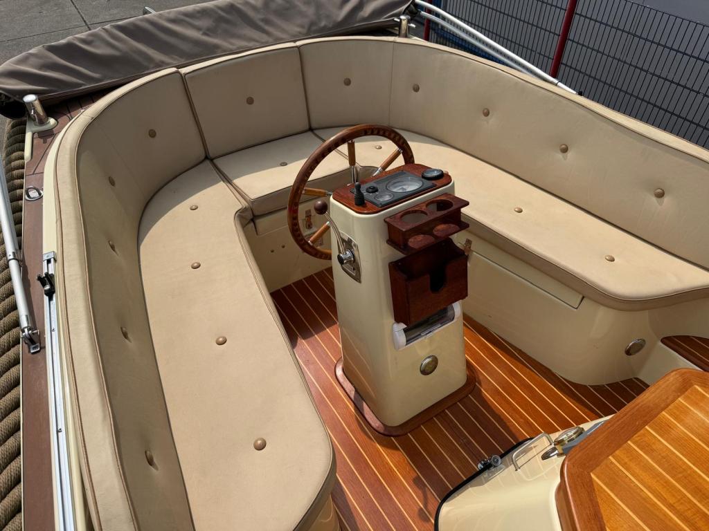 Antaris 630 Lounge Weekender met Vetus 25pk