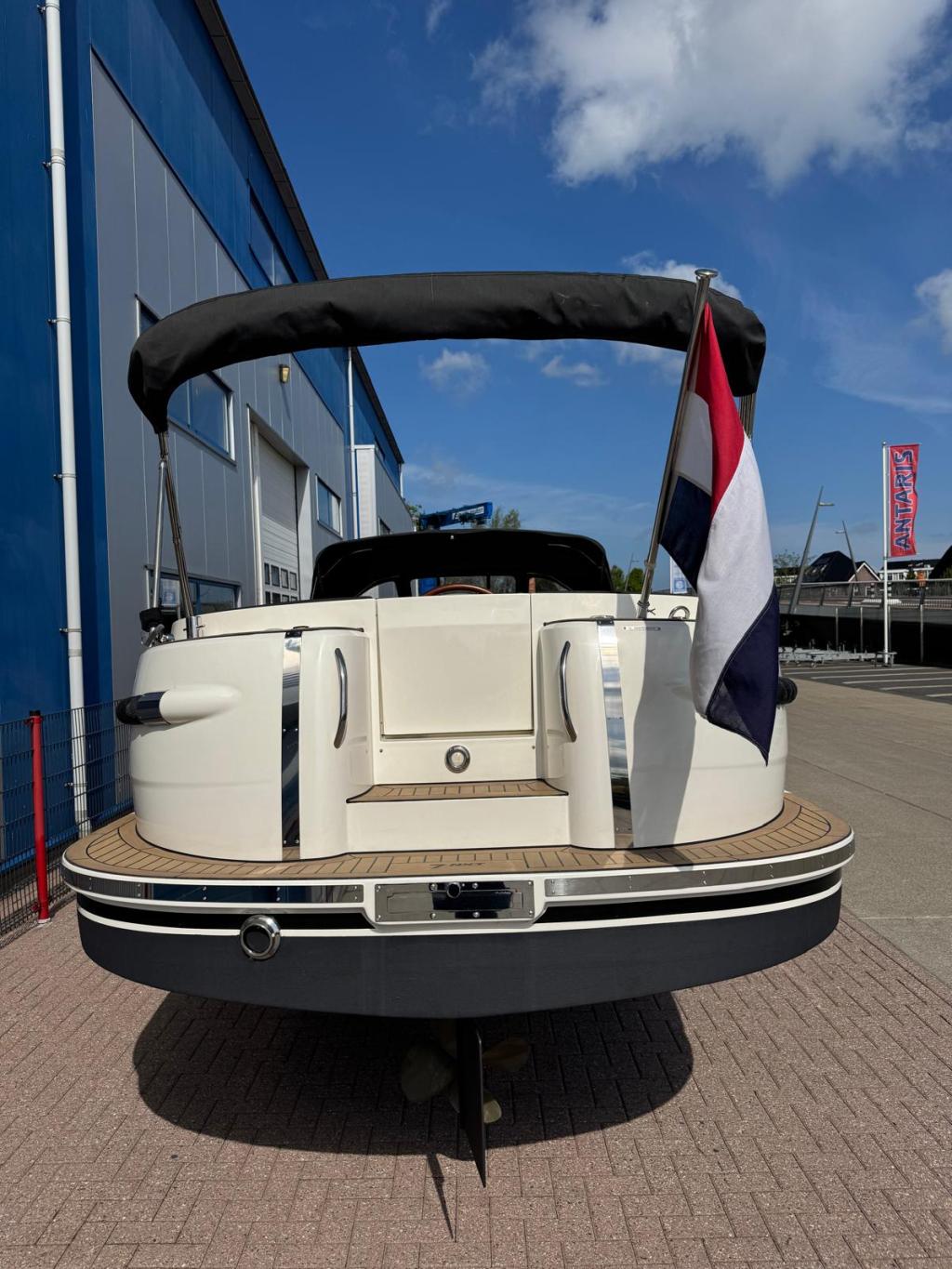 Maril 7Nxt met Vetus 52 pk