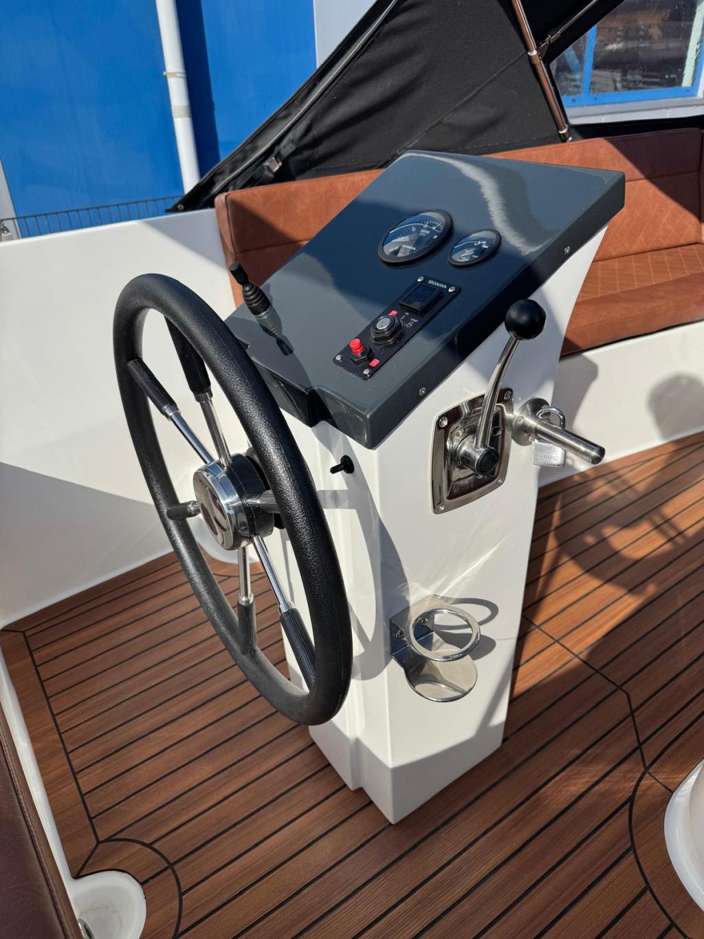 Maxima 600