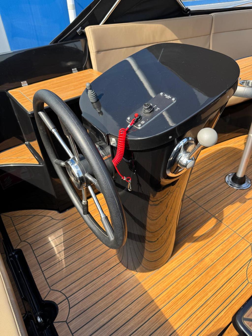 Maxima 620 met Suzuki 30pk