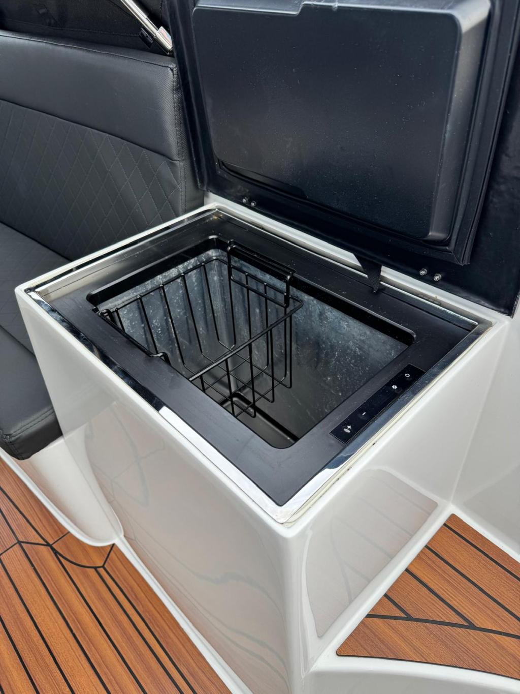 Maxima 620 met Honda 30 pk