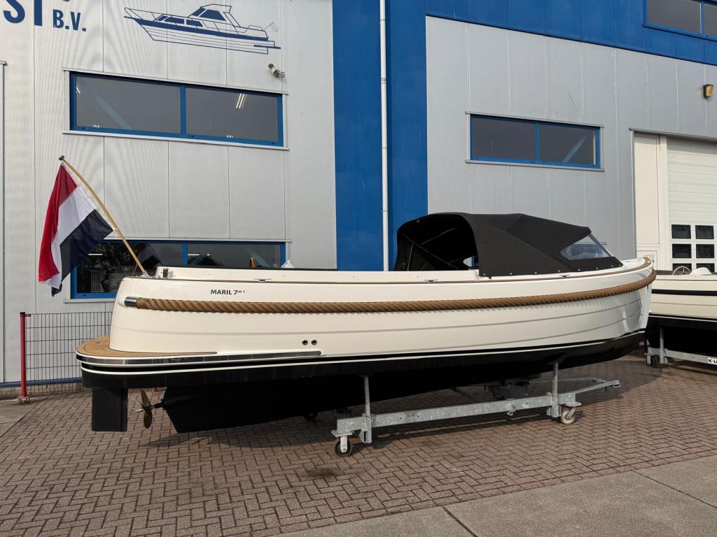 Maril 7NXT met Vetus 52pk