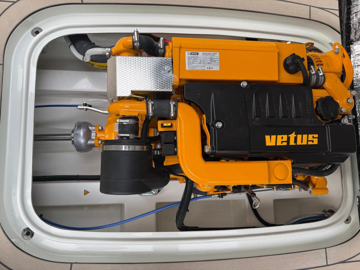 Antaris Seventy5 met Vetus 52 pk