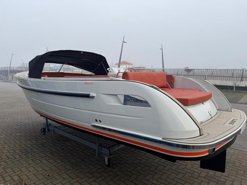 Antaris Seventy5 met Vetus 52 pk