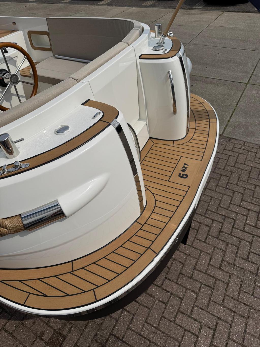 Maril 6NXT met Vetus 42pk