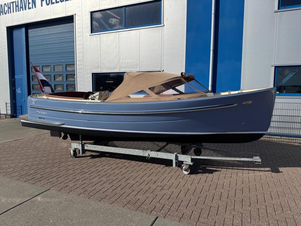 Antaris Fifty5 met Vetus 27pk