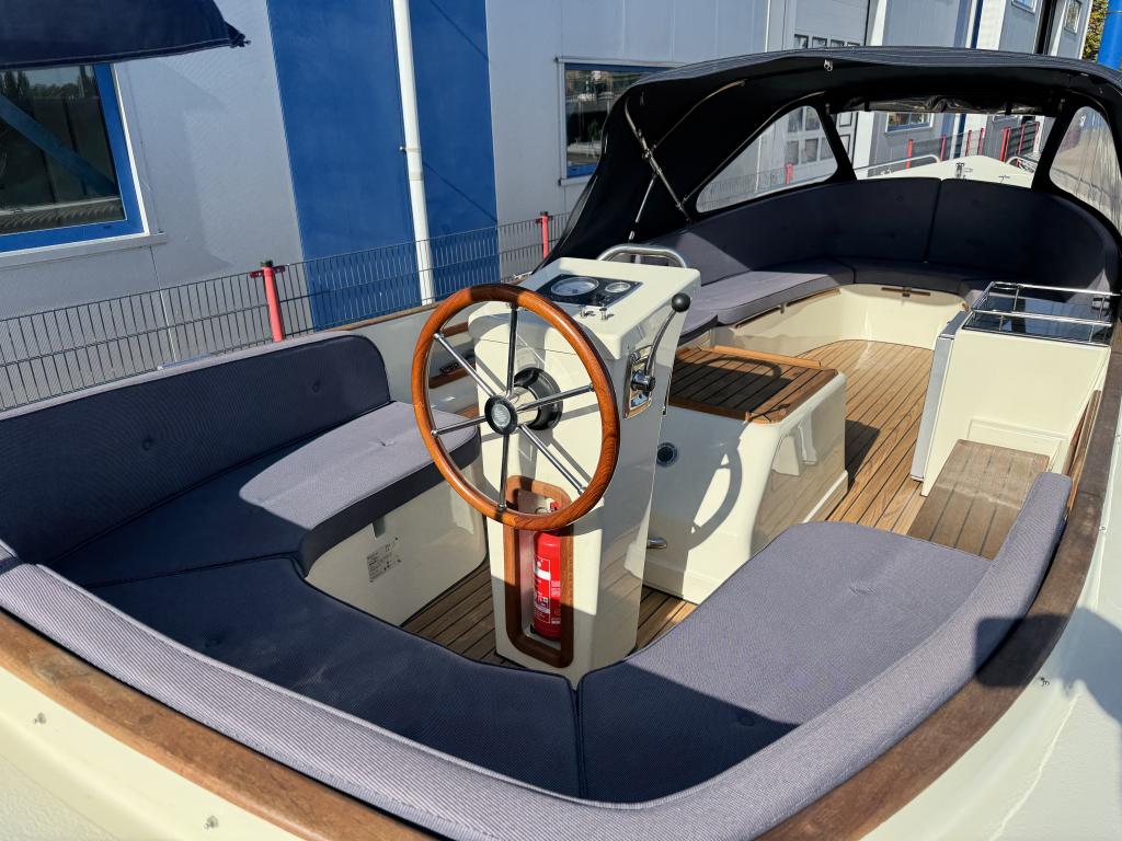 Maril 650 met Vetus 27 pk