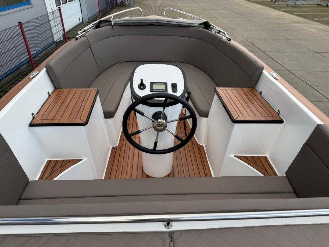 Maxima 620 MC Retro met 6kW ePropulsion