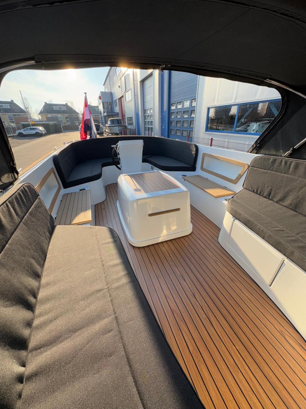 Antaris Sixty6 met Vetus 42 pk