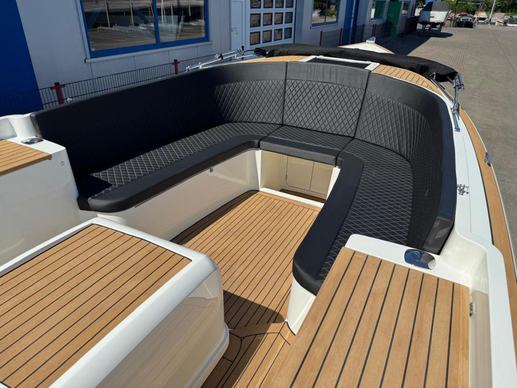 Maril 7NXT met Vetus 52pk