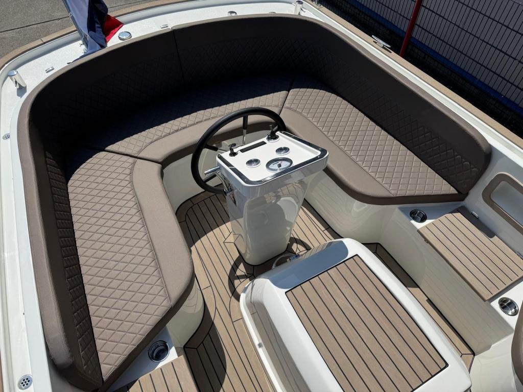 Antaris Fifty5 met Vetus 27pk