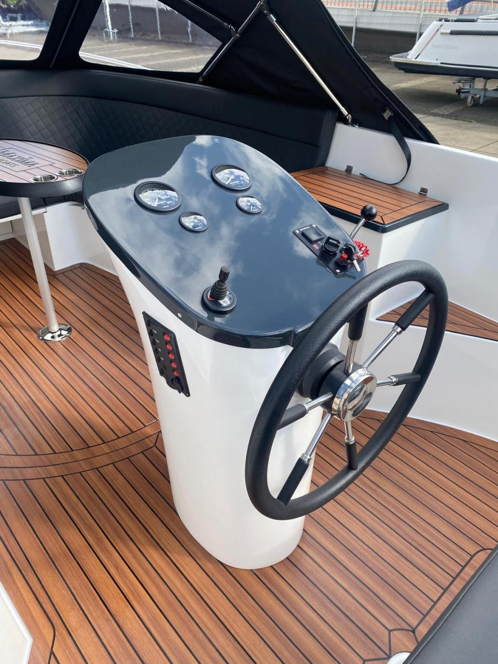 Maxima 720 MC Retro met Honda 60pk (Demonstratiemodel)