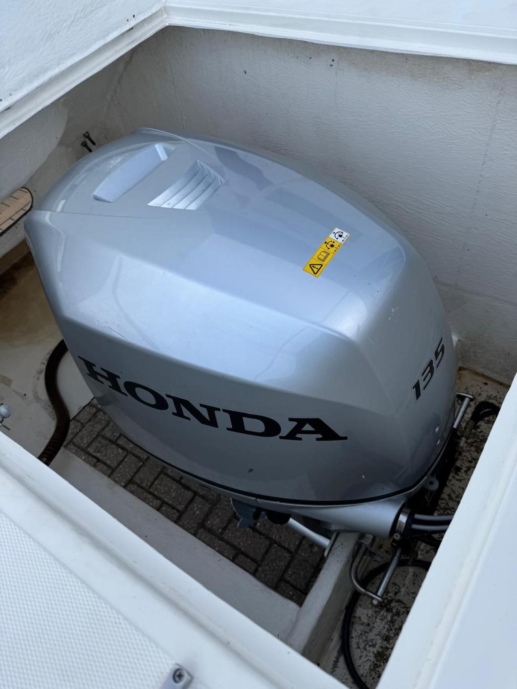 Maxima 720 met Honda 135 pk