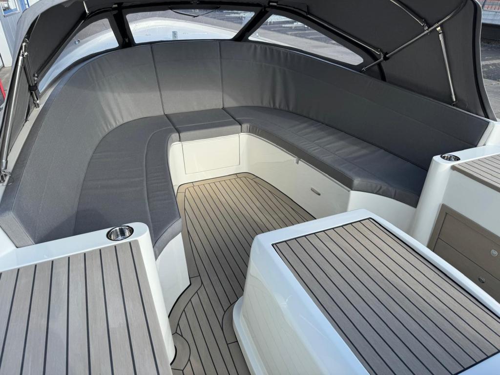 Antaris Sixty7 met Vetus 42 pk