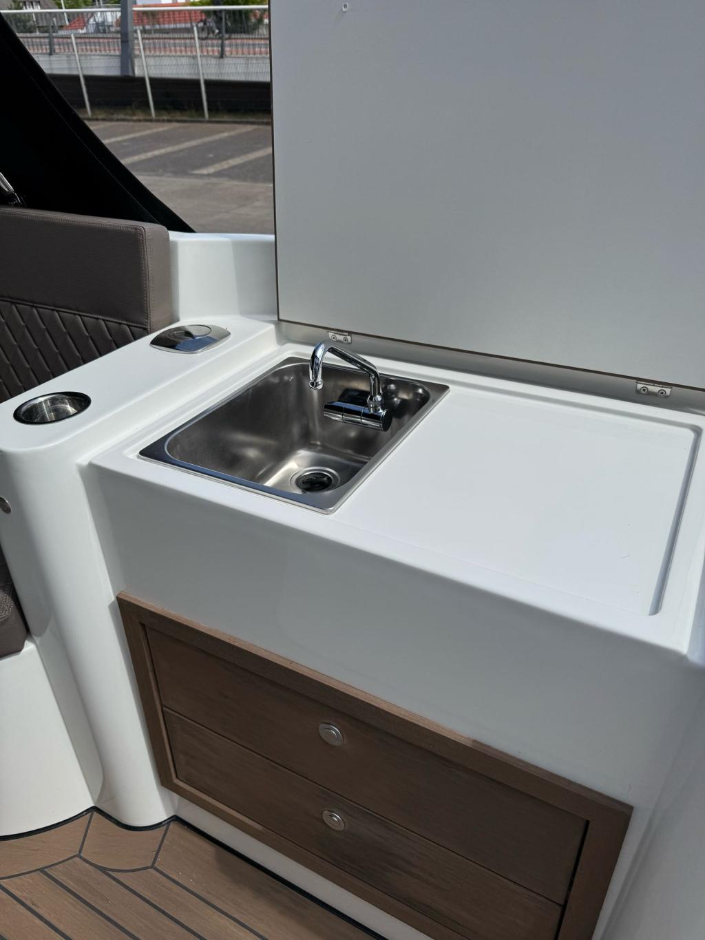 Antaris  Seventy5 met Vetus 52pk