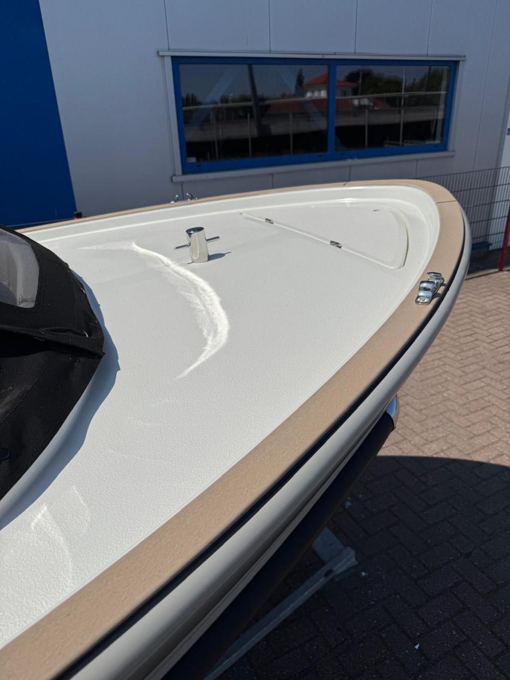 Antaris Fifty5 met Vetus 27pk