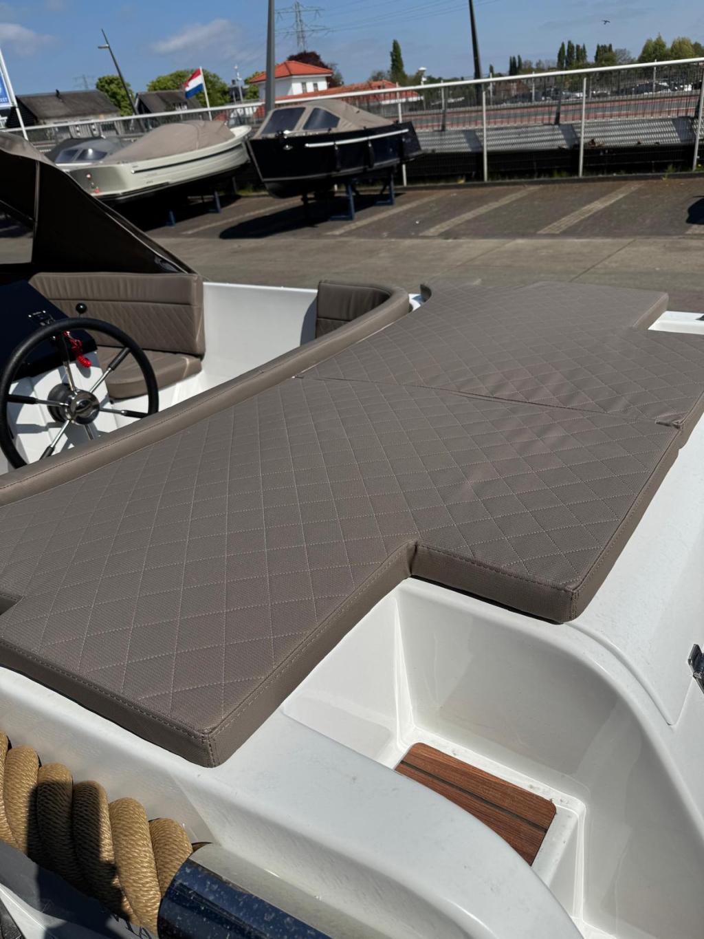 Maxima 600 met Honda 20pk