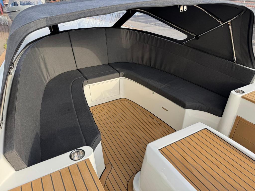 Antaris Sixty7 met Vetus 42 pk