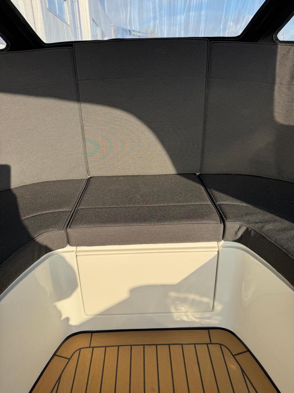 Antaris Sixty7 met Vetus 42 pk