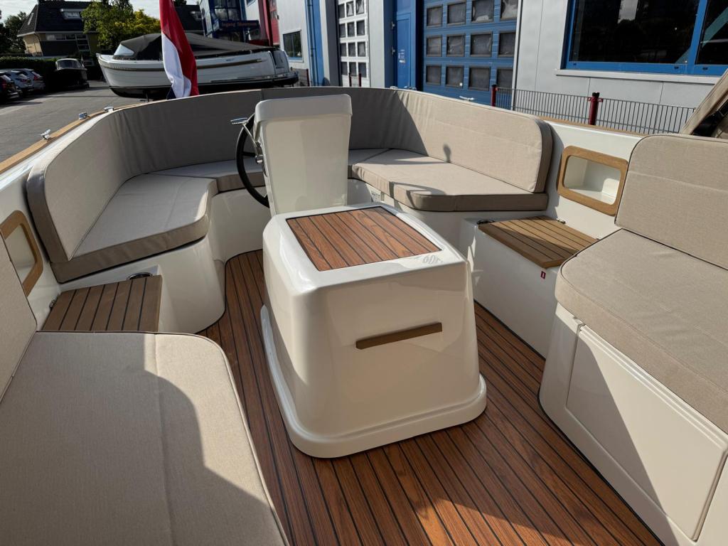Antaris Fifty5 met Vetus 27pk