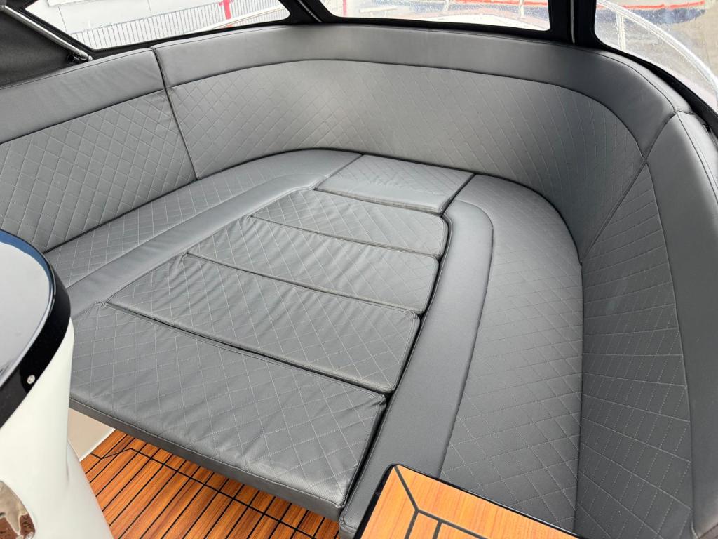 Maxima 620 met Honda 30 pk