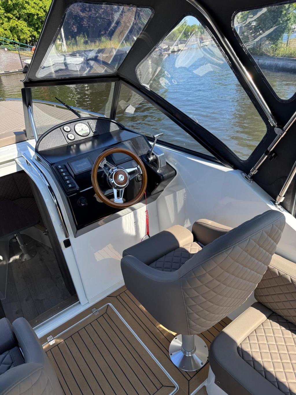 Maxima 920 cabin met Yanmar 110pk (Demonstratiemodel)